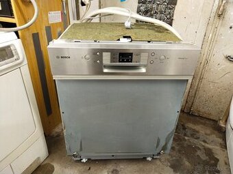 Prodám vestavnou myčku Bosch 60 cm Dovezu