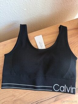 Dámská žebrovaná sportovní podprsenka Calvin Klein