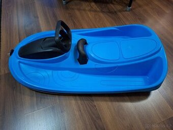 Plastkon boby s volantem STRATOS modré