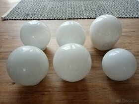 Širmy, baňky, stínidla, na světlo