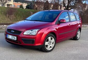 Ford Focus mk2 combi, 1.6 benzin, 74kw, pěkný stav