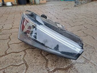 Škoda Scala pravé přední světlo LED 657941016A