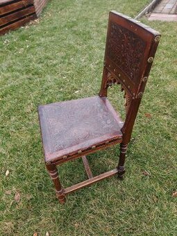 Starožitné neorenesanční židle