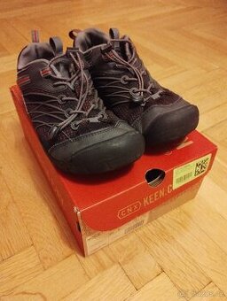 Vel. 37 Keen chandler