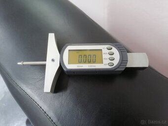 Digitální úchylkoměr  ABSOLUTE 0 - 30/0,001 mm, horizontální