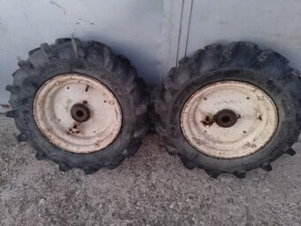 Vari kola Mitas z tažné nápravy 5,00-12 se závažím