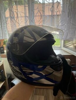 Helma na motorku
