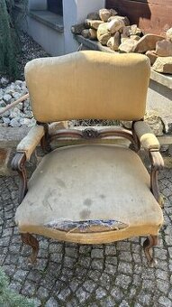 Starožitné křeslo