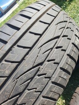 235/60 R18 zimni