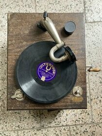 Starý gramofon - 1