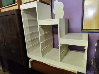 IKEA skříňka na plastové boxy