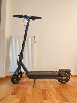 Elektrokoloběžka Segway Ninebot G2 MAX 35km/h CELOODPRUŽENÁ