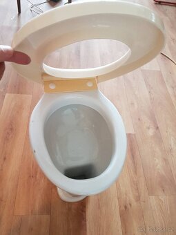 Historické klozety wc Mísy záchody