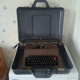 Mechanické psací stroj REMAGG