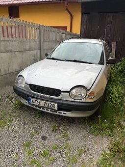 Toyota Corolla e11