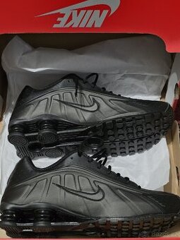 Nike Shox R4 boty 44,5