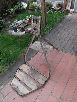 Instalatérský svěrák