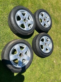Kola mercedes W211 205/60 R16 ZÁNOVNÍ PNEU
