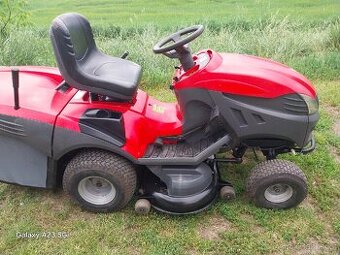 Zahradní traktor