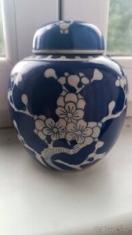 Čínská porcelánová dóza - 1