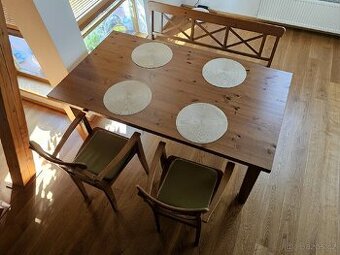 Jídelní set z masivu - stůl 180x100, 4 židle, lavice.