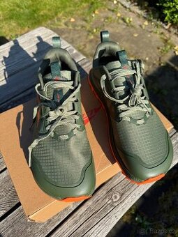Altra Lone Peak 8 trailové boty, velikosti 44, 45, nové