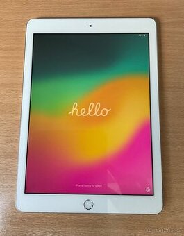 Apple iPad 6. gen A1893 32 GB, WiFi