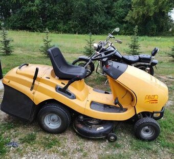 AL-KO zahradní traktor- prodám díly