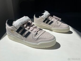 Adidas Originals “Forum 84” (EU 44,5)