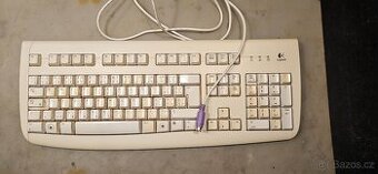 Staré příslušenství k PC - ZA ODVOZ