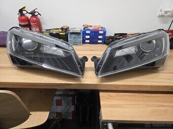 Přední světlomety Škoda Superb III 2016 + řídící jednotky - 1