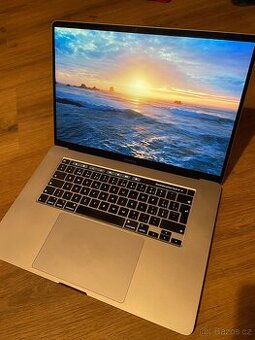 MacBook Pro 16' | 32GB | 1TB SSD |