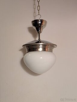 Art Deco lustr z niklované mosazi, bílé opálové stínidlo