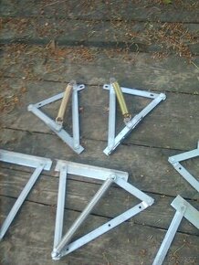 Válendové otevírací kování