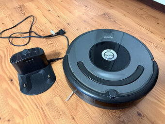 Robotický vysavač iRobot Roomba 676