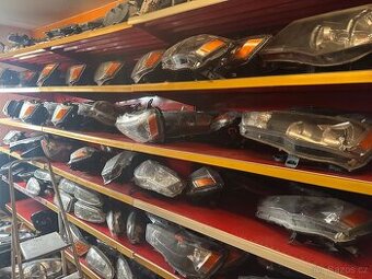 Přední a zadní světla Mitsubishi