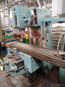 Svislá frézka FGV 32