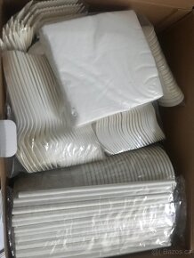 Sada nádobí na párty pro 50 osob