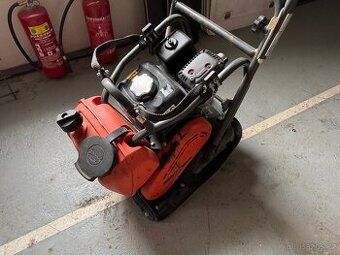 Husqvarna vibrační deska LF100LAT