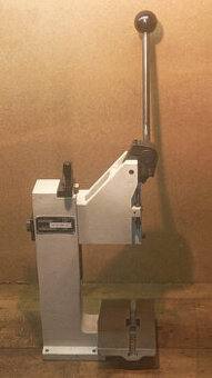 Profesionalni ruční pákový lis litinovy Gechter Germany