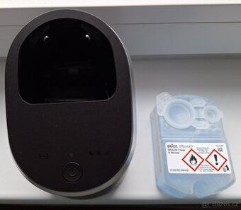 Nepoužitá čistící stanice Braun 5430 + náplň