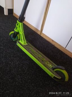 Freestyle koloběžka MGX