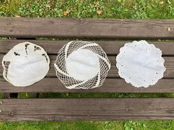 Paličkované a vyšívané prostírání