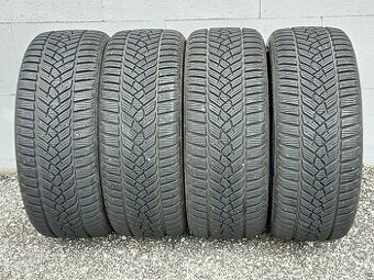 Pěkné zimní pneu Fulda Kristall 215/45/17 vzorek 8mm
