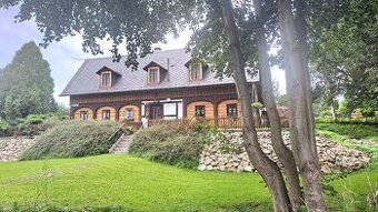 Chalupa nad potůčkem