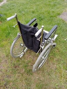 invalidní vozík polohovací skládací - 1