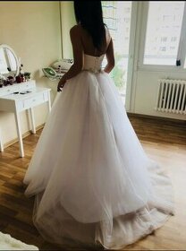 Nové čistě bílé svatební šaty velikosti xs-m