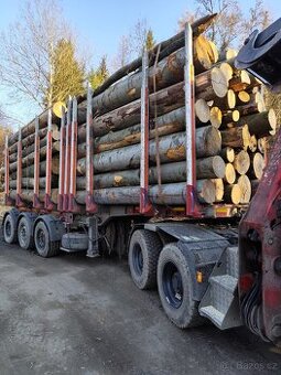 Tvrdé palivové dřevo celý kamion 45prm Ostrava 1200,-Kč/prm