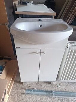 Umyvadlo se skříňkou 50cm