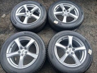 Prodám NOVOU sadu ALU kol Hyundai 235/60R18 zimní